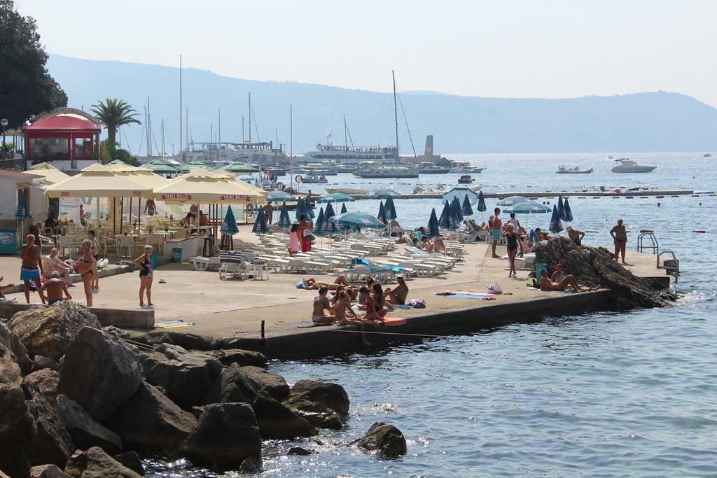 Apartament Sea ​​Pearl Herceg Novi Zewnętrze zdjęcie